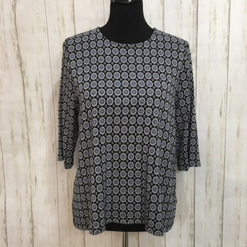 J Jill Wearever Collection top w/ blue circles - L
